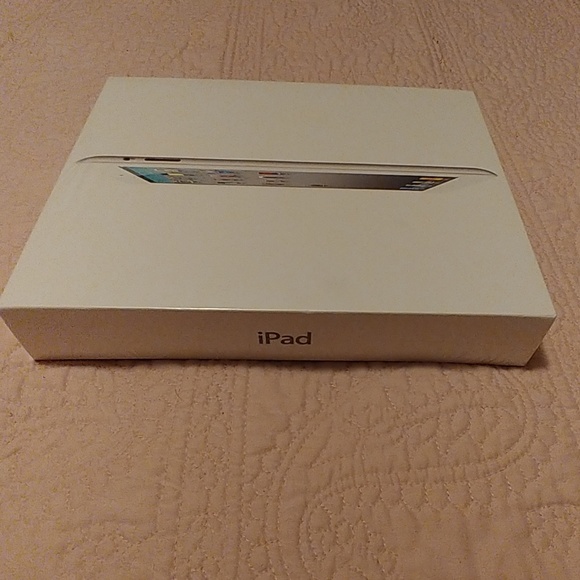 Coach Handbags - New iPad 2 Bundle! 32gb 3G Tablet & accesories!